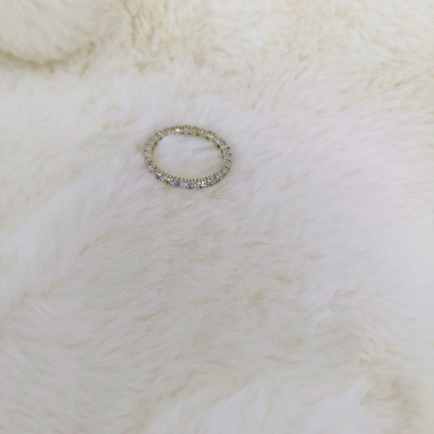 Anillo Eternity con Circonitas en Plata