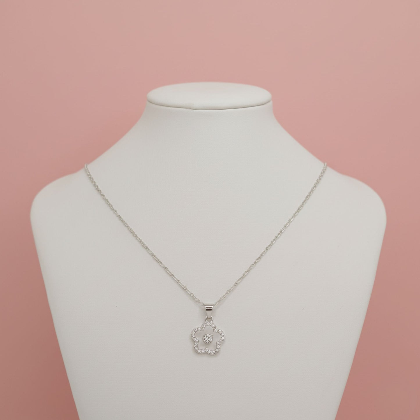 Collar Flor Radiante de Plata