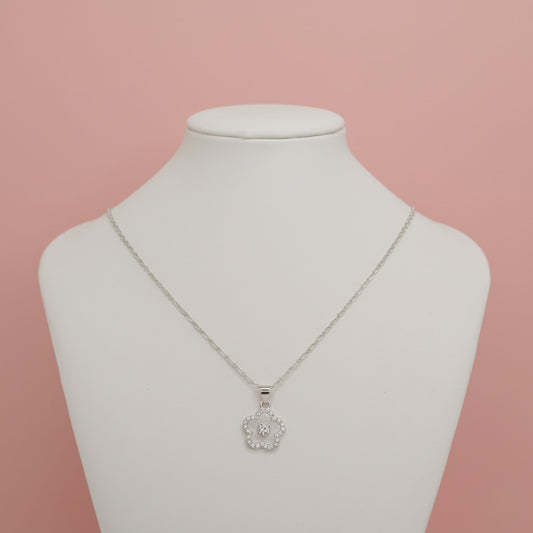 Collar Flor Radiante de Plata