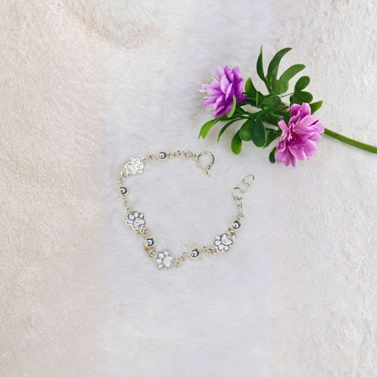 Pulsera Patitas de Amor en Plata