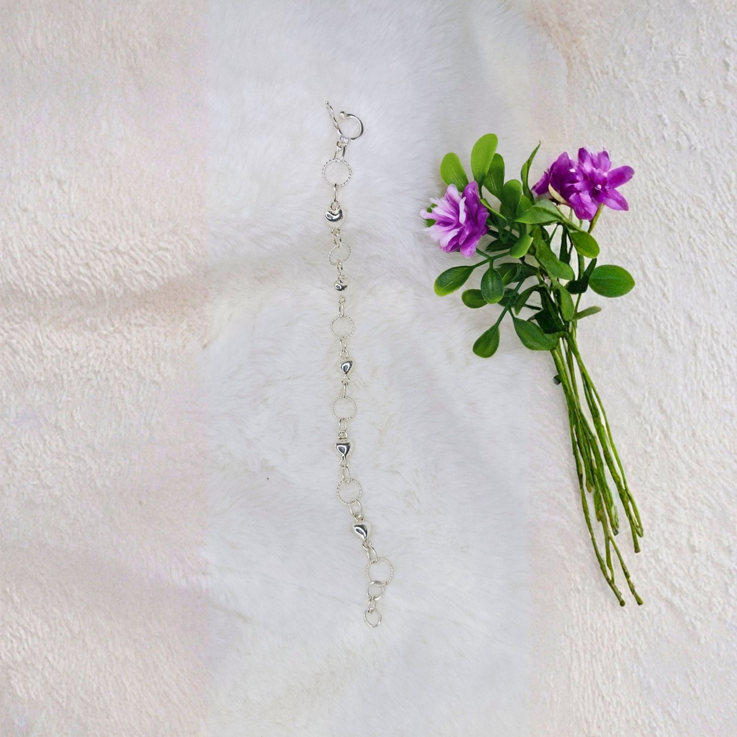 Pulsera Círculos con Corazones de Plata