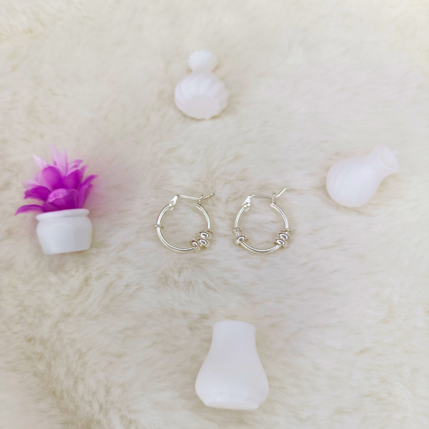 Argollas con Bolitas en Plata