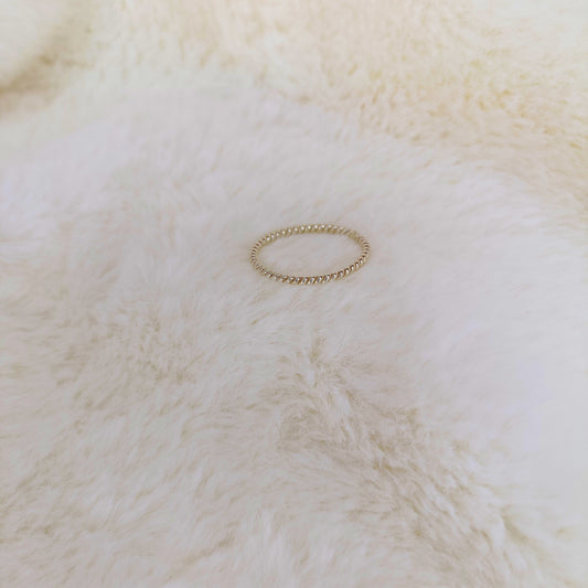 Anillo Perlado Minimalista en Plata